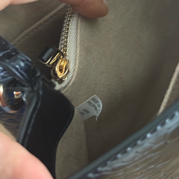 1018$+!! New Tory Burch Britten Black Leather Satchel & Matching Bifold Wallet - Picture 10 of 17